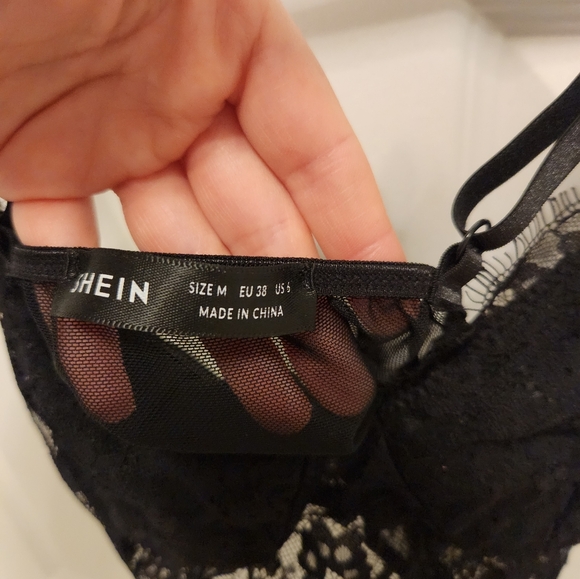 Cropped Tank - Picture 3 of 3